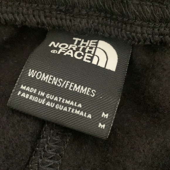 North Face Fleece shorts - Picture 5 of 6